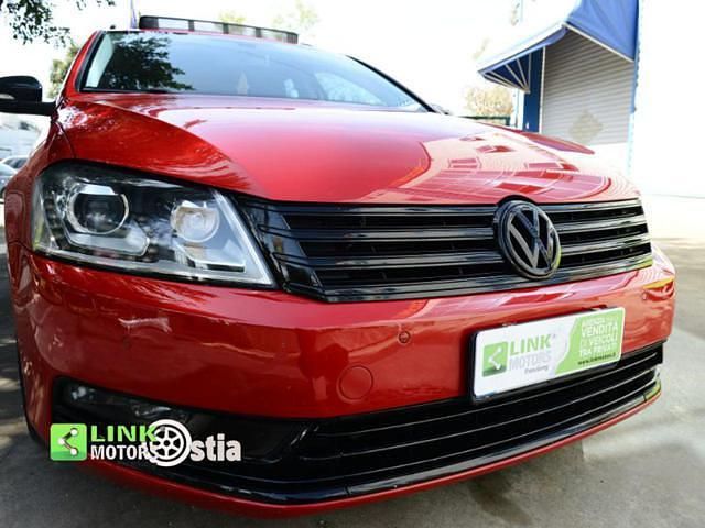 Usata VW Passat Highline 170 CV (125 kW) 2011 Rosso Station wagon