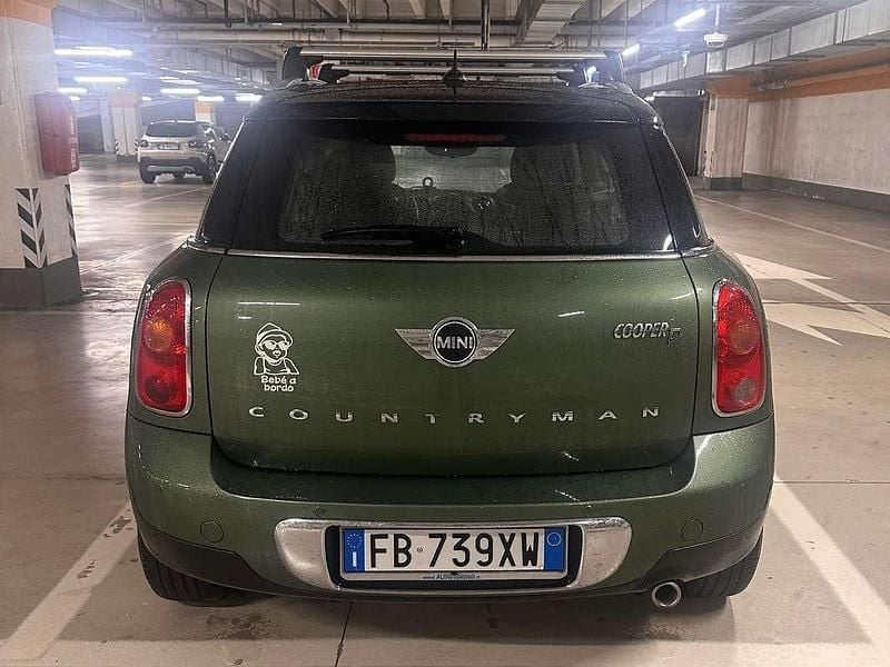 Usata Mini Cooper D Countryman Business 111 CV (81 kW) 2015 Verde SUV