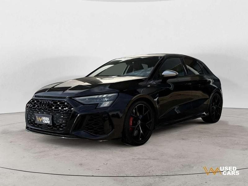 Usata Audi RS3 Sportback Ambiente 400 CV (294 kW) 2022 Nero Utilitaria