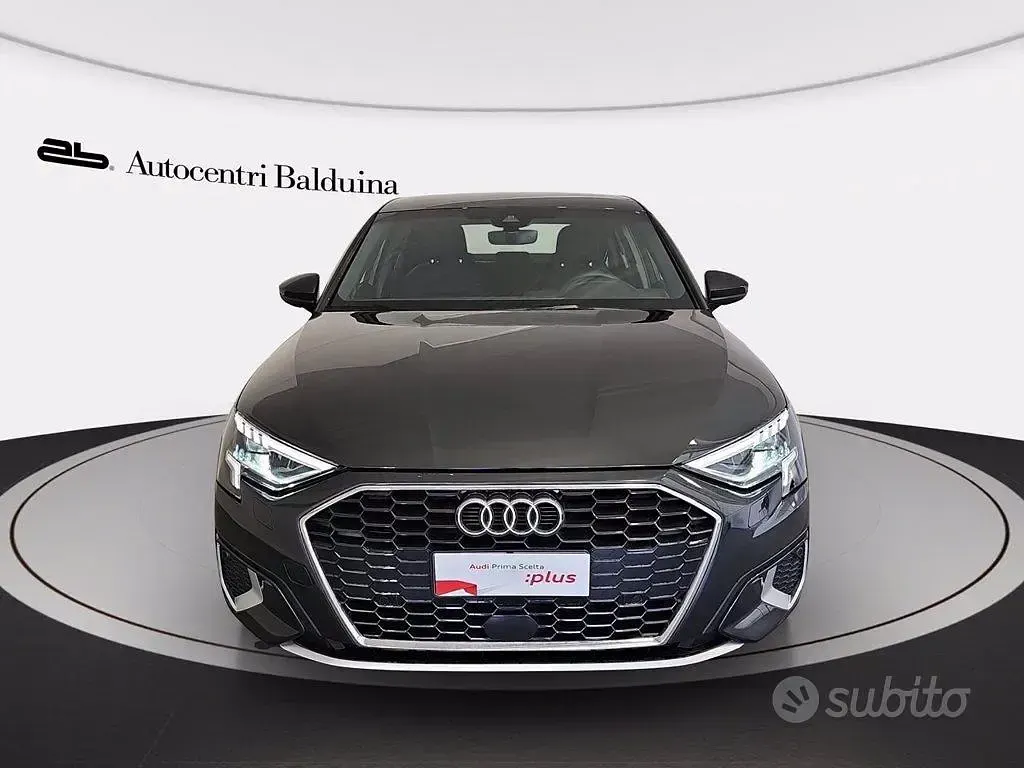 Usata Audi A3 Advanced 150 CV (110 kW) 2024 Grigio manhattan met. Berlina