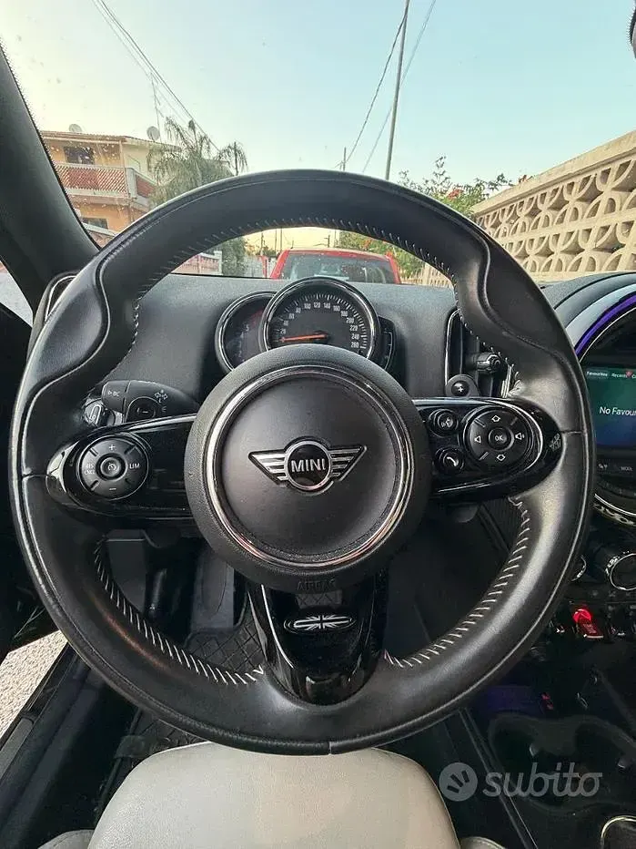Usata Mini Countryman 190 CV (139 kW) 2019 Nero SUV