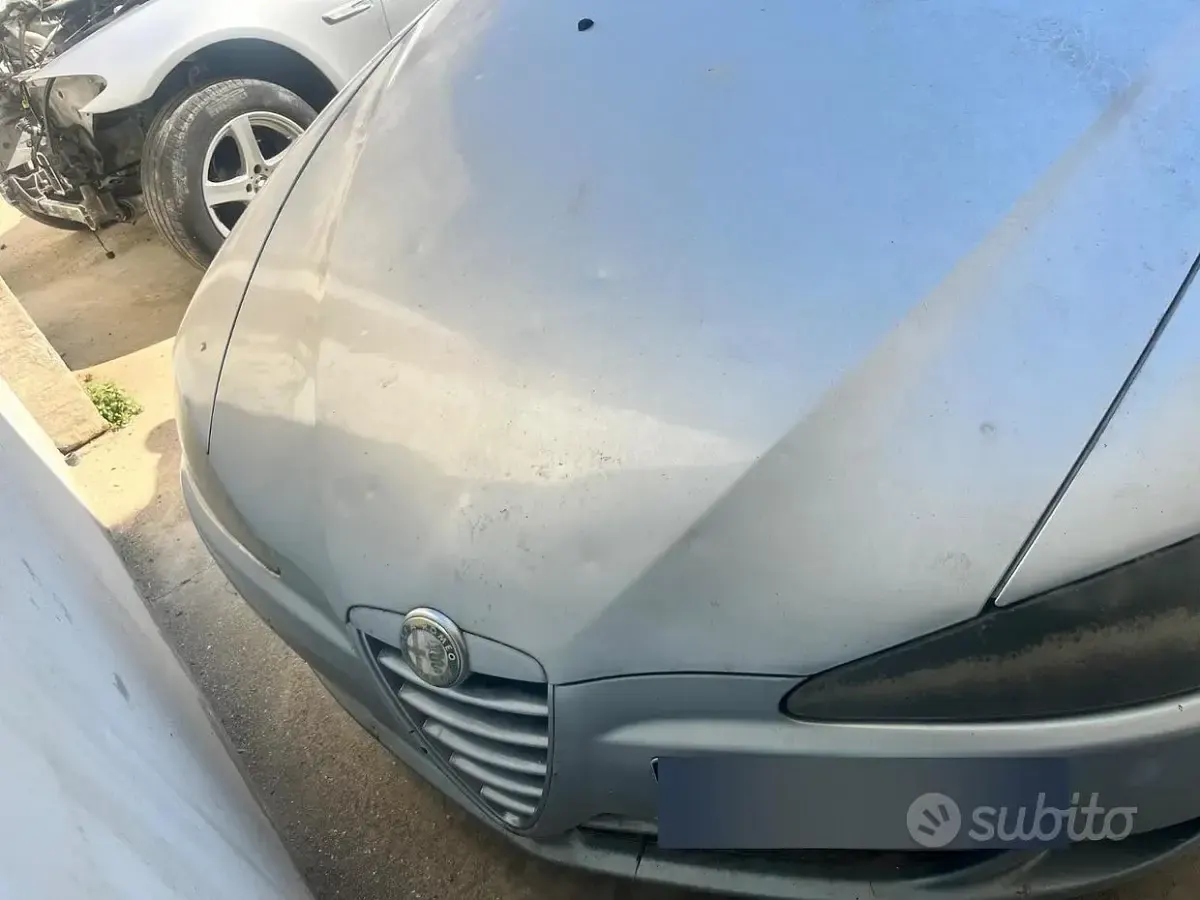 Usata Alfa Romeo 147 120 CV (88 kW) 2007 Marrone Utilitaria