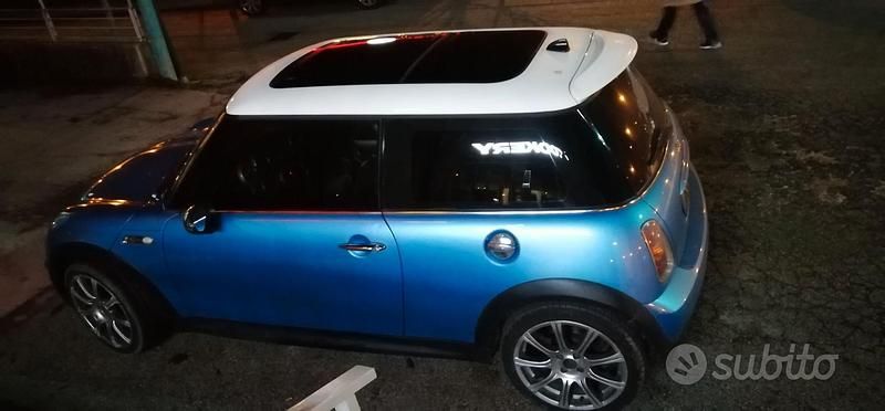 Usata Mini Cooper S 116 CV (85 kW) 2004 Blu Utilitaria