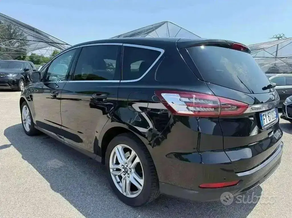 Usata Ford S-MAX Business Edition 150 CV (110 kW) 2019 Nero Monovolume