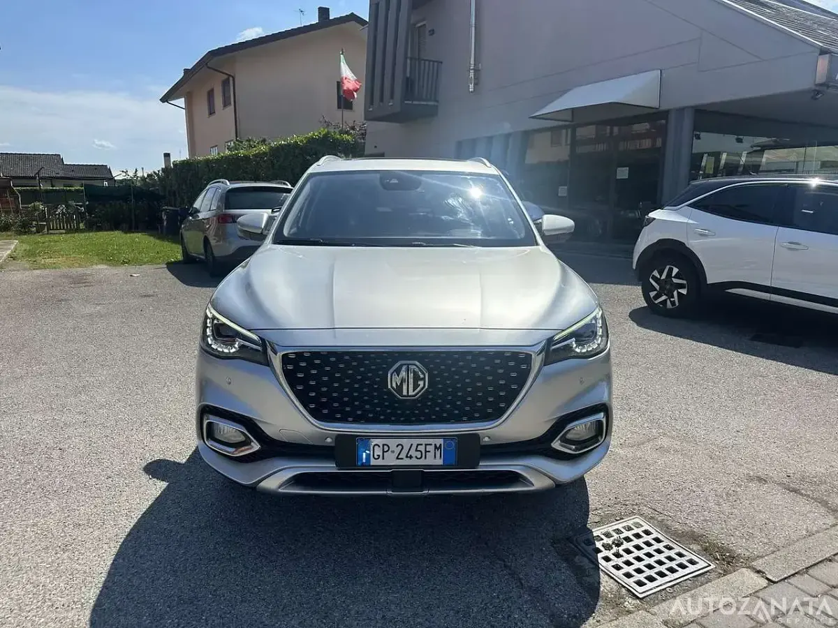 Usata MG EHS Luxury 258 CV (189 kW) 2023 Argento SUV