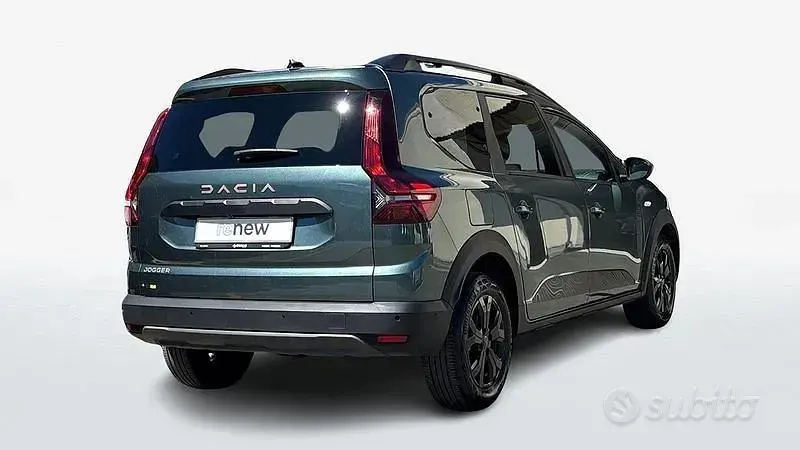 Usata Dacia Jogger Extreme 101 CV (74 kW) 2025 Verde Monovolume