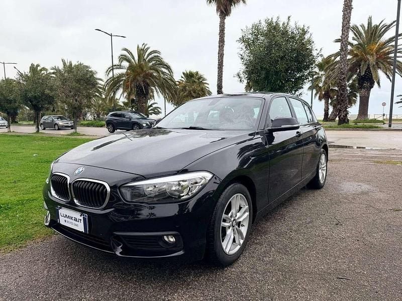 Usata BMW 116 Advantage 116 CV (85 kW) 2015 Argento Utilitaria