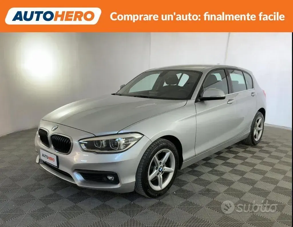 Begagnad BMW 118 Advantage 150 HK (110 kW) 2018 Halvkombi