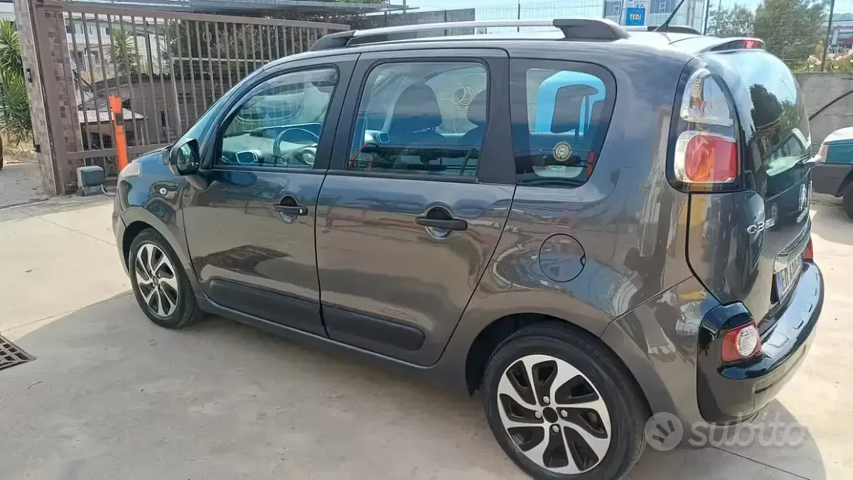 Usata Citroën C3 Picasso Exclusive 92 CV (67 kW) 2013 Grigio Monovolume