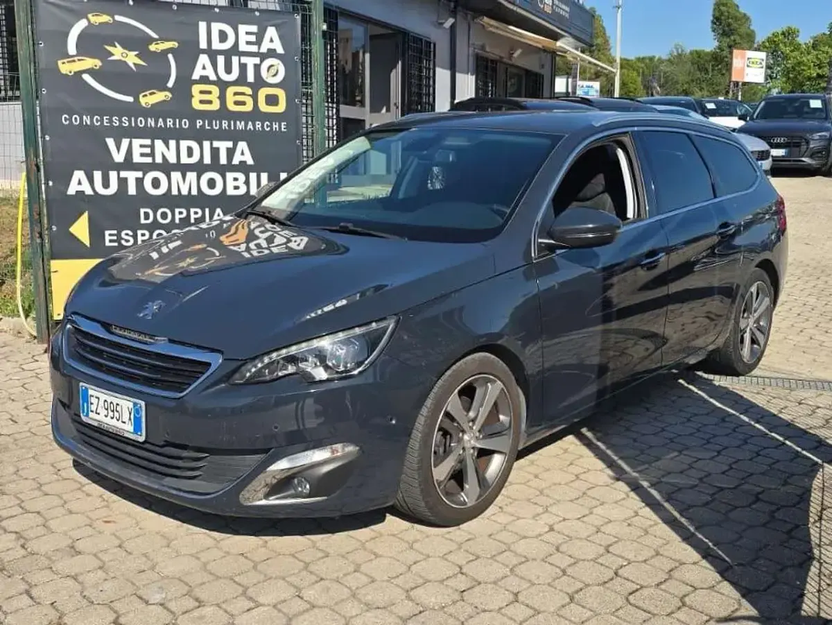 Usata Peugeot 308 SW Allure 114 CV (83 kW) 2015 Blu/azzurro Station wagon