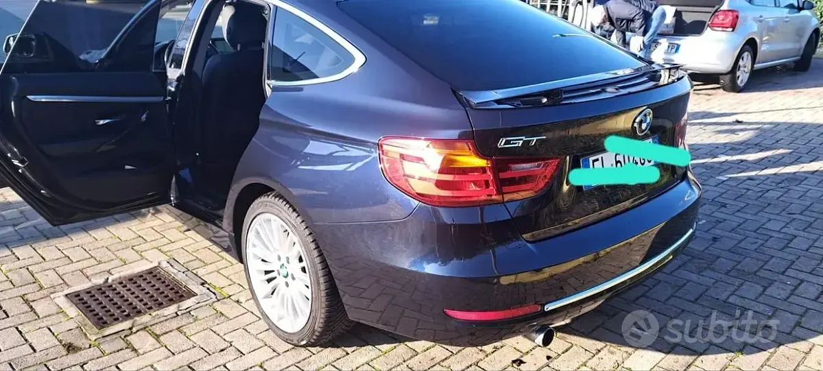 Usata BMW 320 184 CV (135 kW) 2013 Bluazzurro Berlina