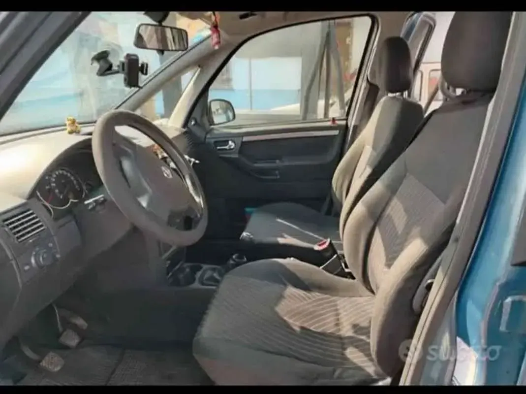 Usata Opel Meriva Club 90 CV (66 kW) 2007 Monovolume