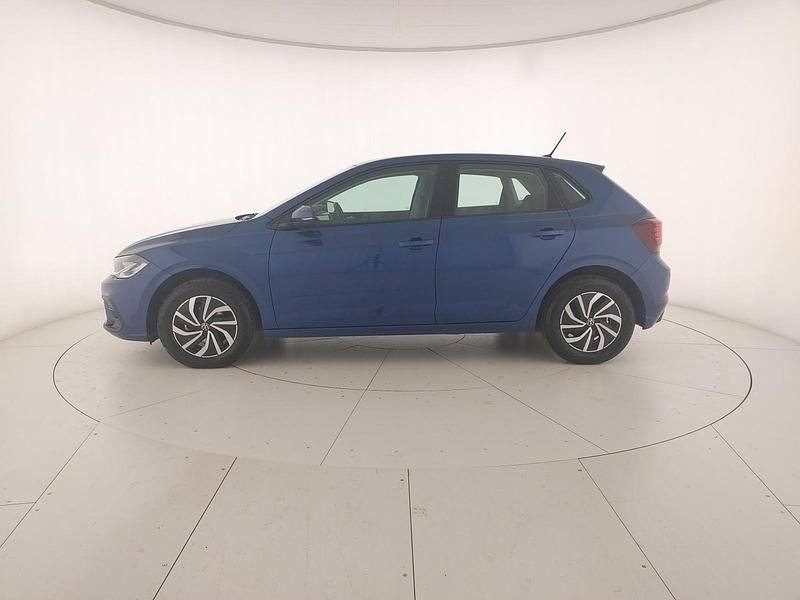 Usata VW Polo Life 95 CV (69 kW) 2025 Reef blue metallizzato Utilitaria