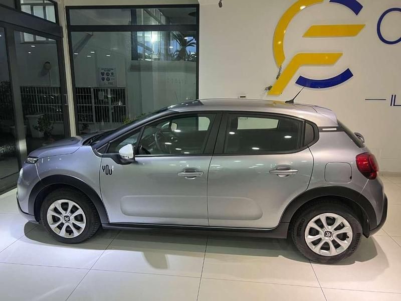 Usata Citroën C3 Feel 83 CV (61 kW) 2023 Grigio scuro metallizzato Utilitaria
