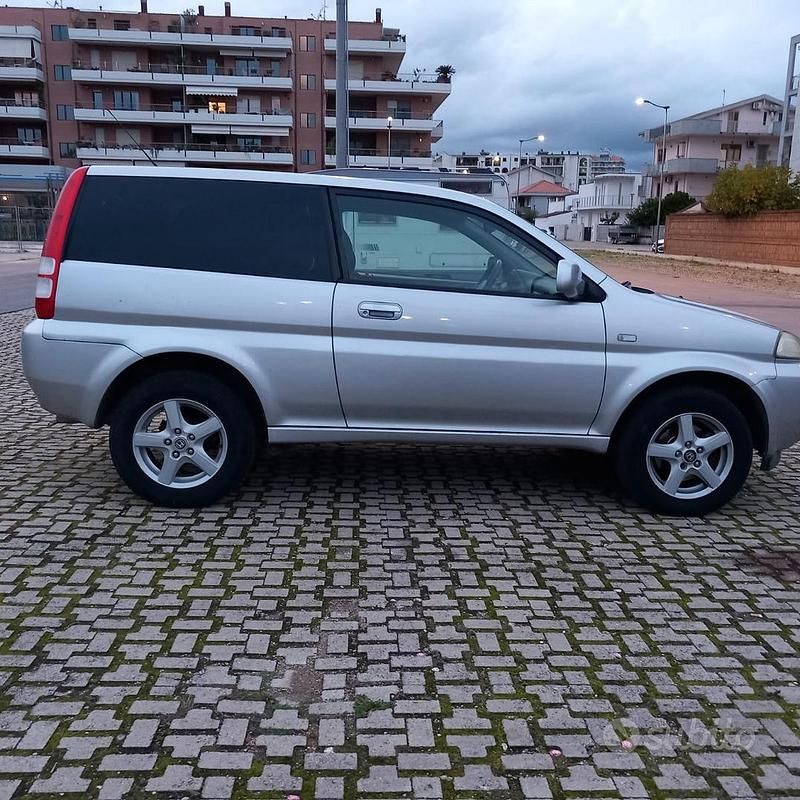 Usata Honda HR-V 105 CV (77 kW) 2003 Grigio SUV