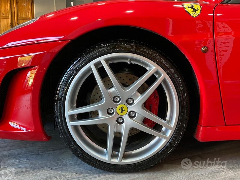 Usata Ferrari F430 490 CV (360 kW) 2006 Rosso Coupé