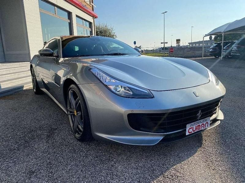 Usata Ferrari GTC4Lusso 689 CV (506 kW) 2019 Grigio Station wagon
