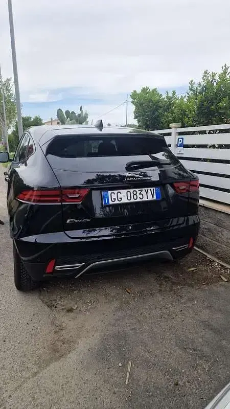 Usata Jaguar E-Pace 163 CV (119 kW) 2021 Nero SUV