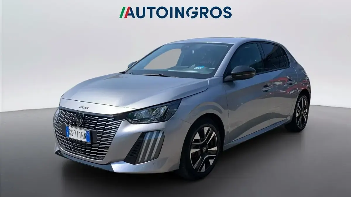 Usata Peugeot 208 Allure 101 CV (74 kW) 2024 Utilitaria