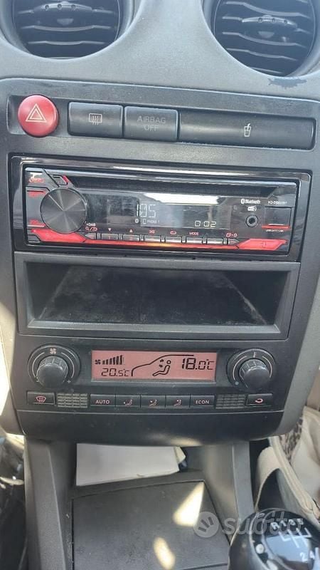 Usata Seat Ibiza Stylance 101 CV (74 kW) 2003 Nero Berlina