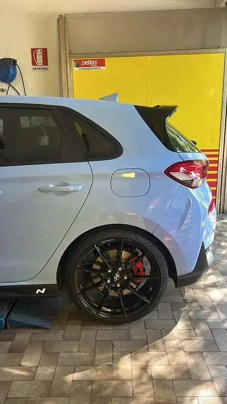 Usata Hyundai i30 N Performance 275 CV (202 kW) 2018 Blu Berlina
