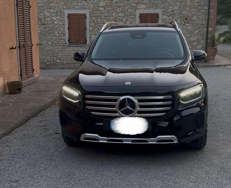 Usata Mercedes GLB180 Advanced 116 CV (85 kW) 2024 Nero SUV