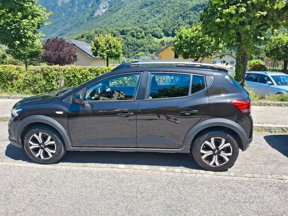Usata Dacia Sandero Stepway 110 CV (80 kW) 2023 Nero Utilitaria