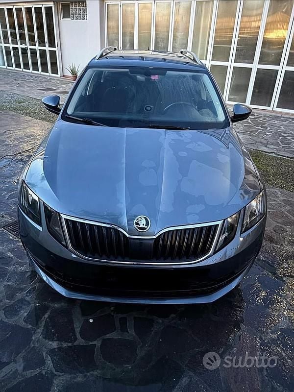 Usata Skoda Octavia 2018 Grigio Station wagon
