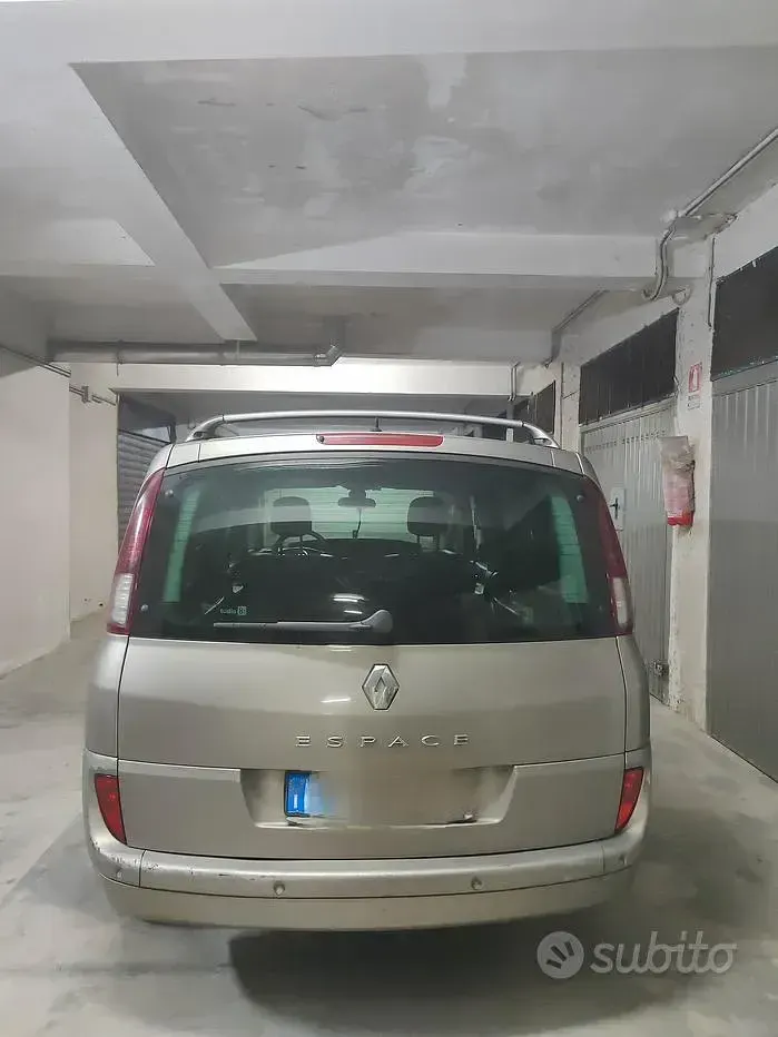 Usata Renault Espace 175 CV (128 kW) 2010 Monovolume