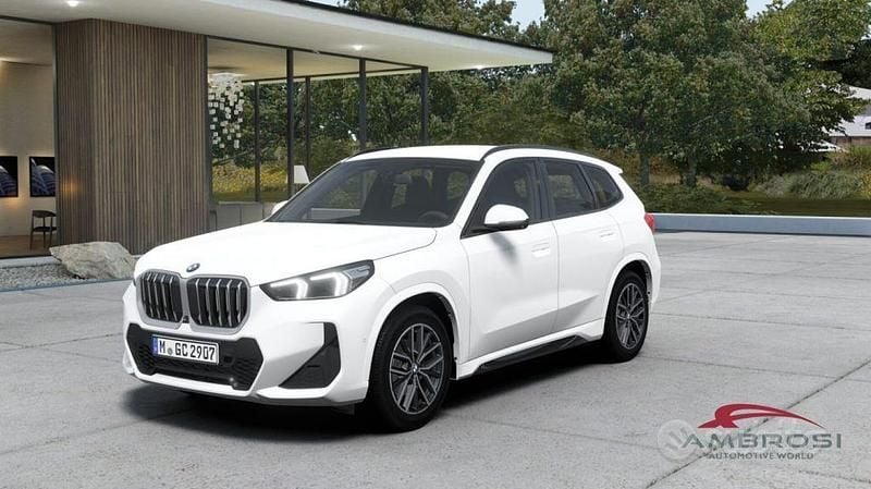 Alpin white pastello Nuova 2025 BMW X1 M Sport SUV | 40.700 € (Super prezzo) - Immagine 1/4