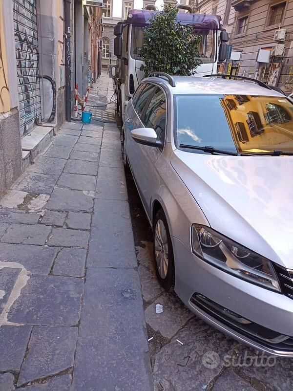 Usata VW Passat 105 CV (77 kW) 2013 Grigio Station wagon