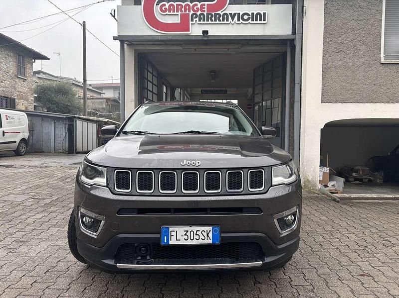 Usata Jeep Compass Limited 170 CV (125 kW) 2017 Grigio SUV