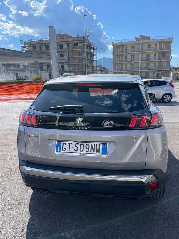 Usata Peugeot 3008 Allure 131 CV (96 kW) 2024 Grigio SUV