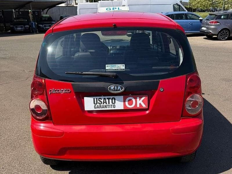 Usata Kia Picanto 60 CV (44 kW) 2010 Rosso Utilitaria