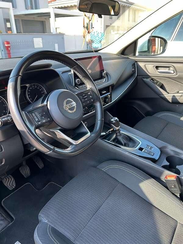 Usata Nissan Qashqai Acenta 140 CV (102 kW) 2021 Bianco SUV