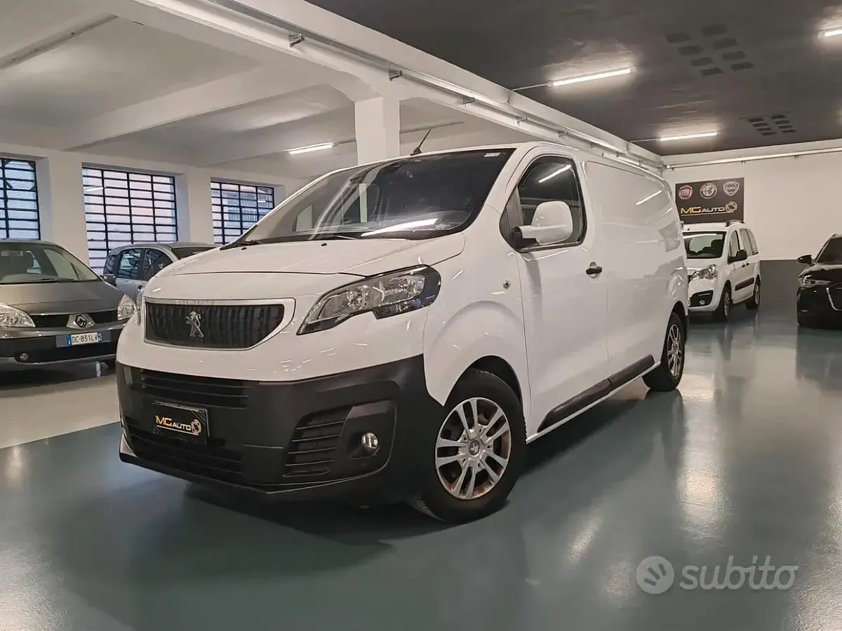 Begagnad Peugeot Expert Premium 150 HK (110 kW) 2017 Vit Van