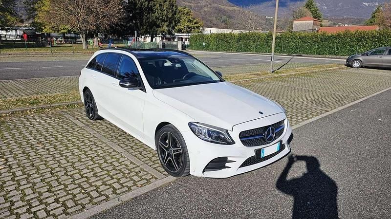 Usata Mercedes C220 Premium 194 CV (142 kW) 2018 Bianco Station wagon