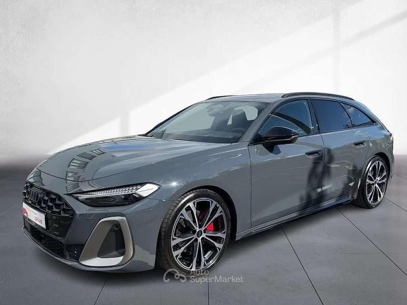 Usata Audi A5 S-Line 150 CV (110 kW) 2025 Daytonagrau perleffek Coupé