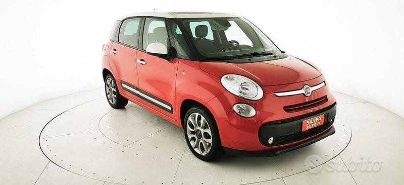 Usata Fiat 500L Lounge 120 CV (88 kW) 2014 Rosso Monovolume