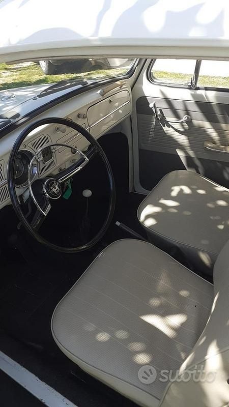 Usata VW Beetle 1960 Utilitaria