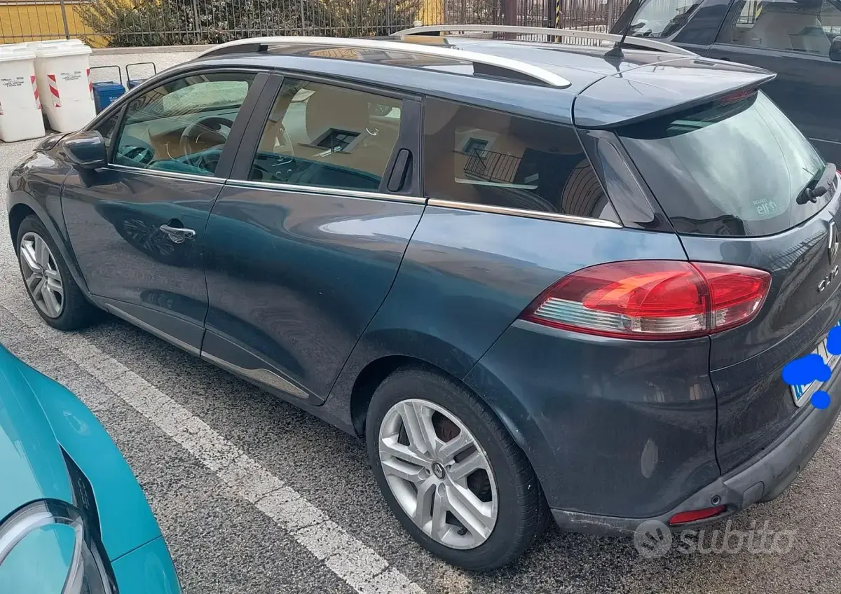 Usata Renault Clio 105 CV (77 kW) 2016 Grigio Station wagon