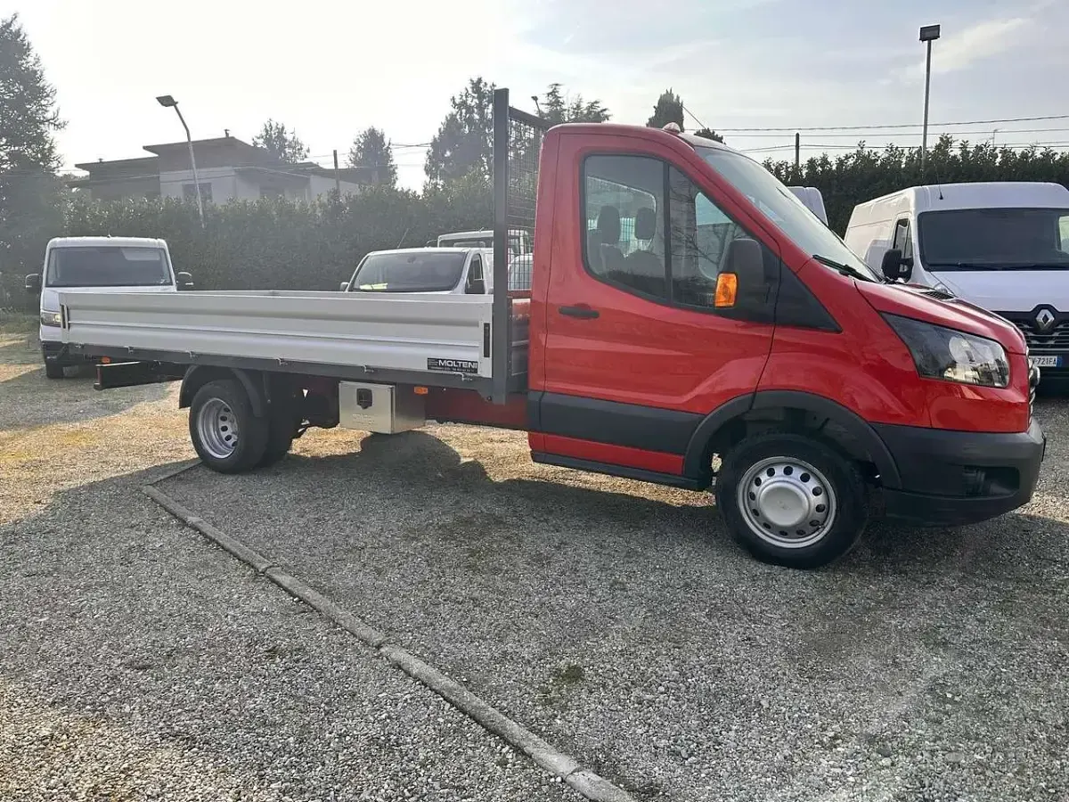 Usata Ford Transit 131 CV (96 kW) 2018 Rosso Furgone