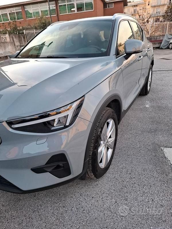 Usata Volvo XC40 Core 129 CV (94 kW) 2024 Grigio SUV