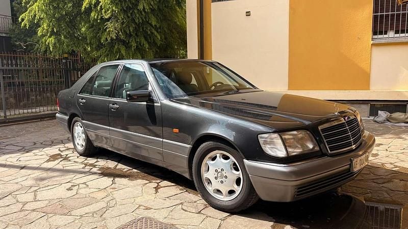 Usata Mercedes S320 SE 190 CV (139 kW) 1995 Grigio Berlina