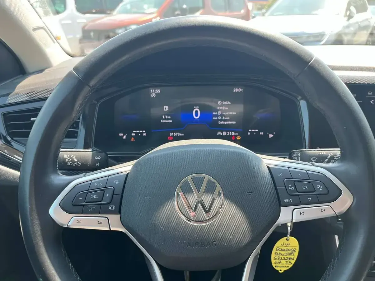 Usata VW Polo Life 95 CV (69 kW) 2023 Blu/azzurro Utilitaria