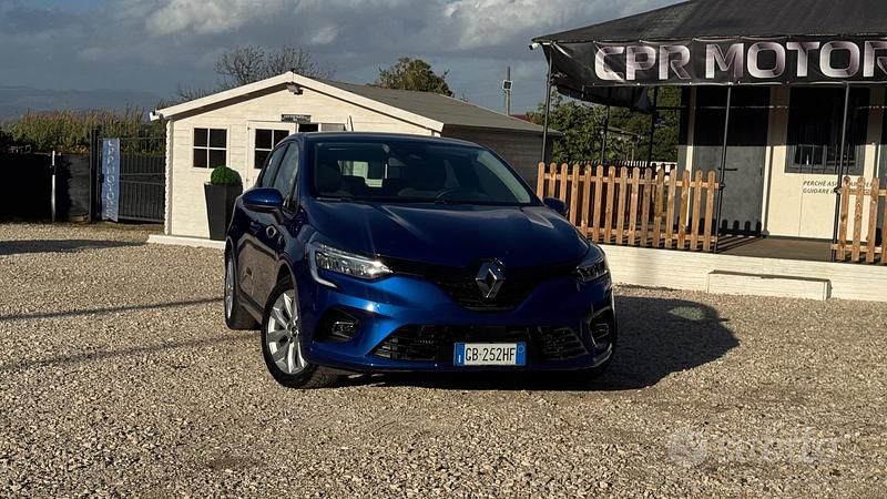 Begagnad Renault Clio V Edition One 101 HK (74 kW) 2020 Blå Sedan