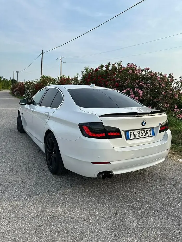 Usata BMW 520 184 CV (135 kW) 2010 Bianco Berlina