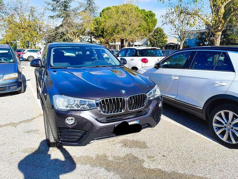 Grigio Usata 2016 BMW X4 Advantage SUV | 19.000 € (Buon prezzo) - Immagine 1/4