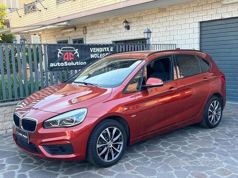 Arancione Usata 2018 BMW 216 Active Tourer Sport Line Monovolume | 20.000 € (Cara) - Immagine 1/4