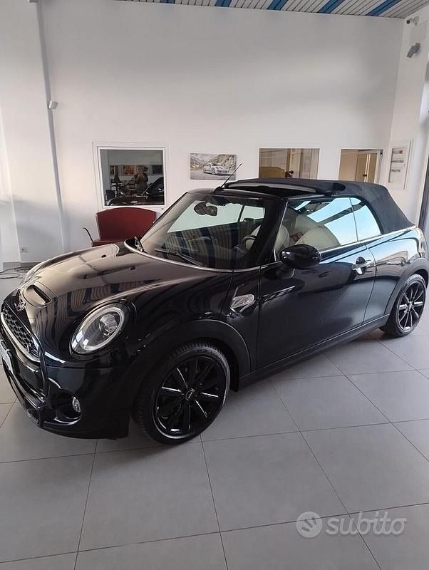 Usata Mini Cooper S Cabriolet 192 CV (141 kW) 2019 Blu Cabrio